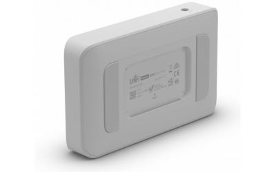 Коммутатор управляемый Ubiquiti UniFi Switch Lite 8 PoE (USW-Lite-8-PoE) - изображение 4