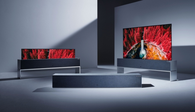 LG показав OLED телевізор з гнучким екраном