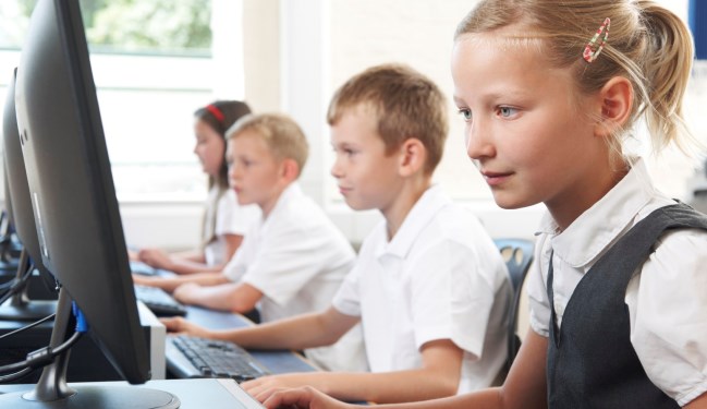 На интернетизацию украинских школ потратят 1 млрд гривен