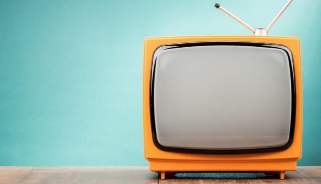 В Украине все больше людей отказываются от телевизоров