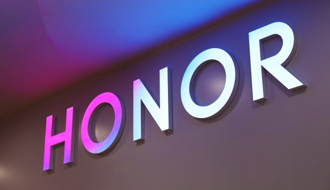Huawei готується продати частину бренду Honor