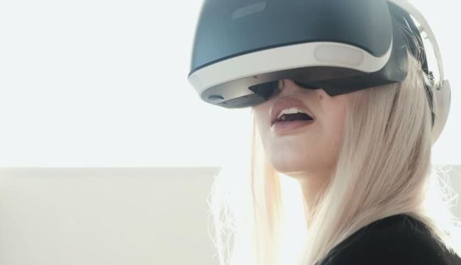 Ринок VR/AR завершив 2020 рік з падінням на 9%