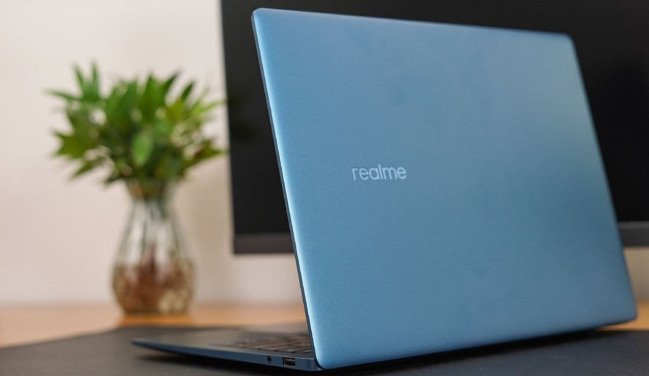 Realme випускає свій перший ноутбук