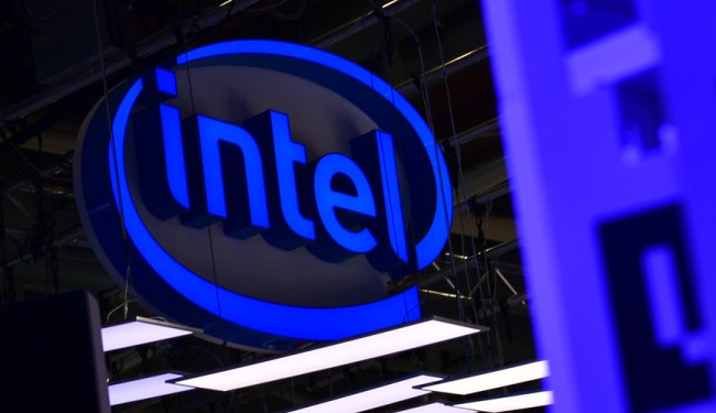 Intel навчився передавати відео в форматі 8K по ШСД на низькій швидкості