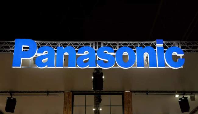 Panasonic відмовляється від самостійного виробництва телевізорів